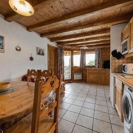 Confortable à Proximité Du Cernix Avec Balcon Et Parking - Fr-1-505-244 Appartement